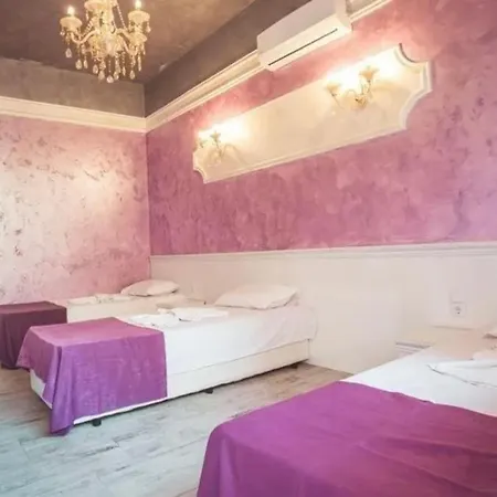 Szálloda Bh-mi Holiday