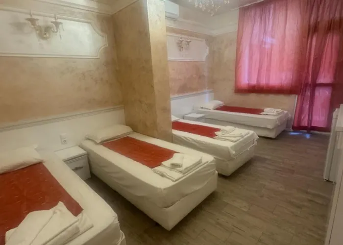 Hotel Bh-mi Holiday 3*