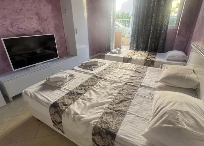 Bh-mi Holiday Sluneční pobřeží