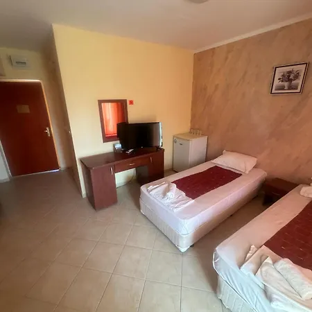 Bh-mi Holiday Хотел Слънчев бряг