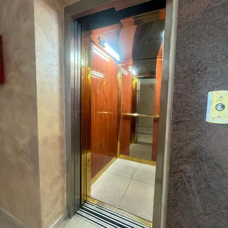 Хотел Bh-mi Holiday 3*